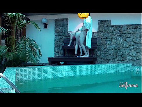 ❤️ Bulla ancillam ad piscinam invitat, sed fervido resistere non potuit Anal video at porn la.special-grasser.ru