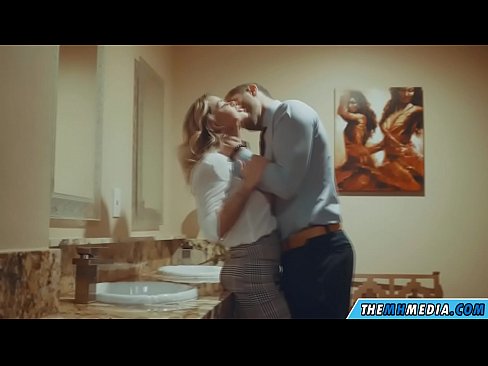 ❤️ Cum busty flava seducit in latrinae publicae Anal video at porn la.special-grasser.ru